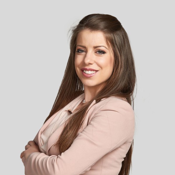 Елена Хаджитенева